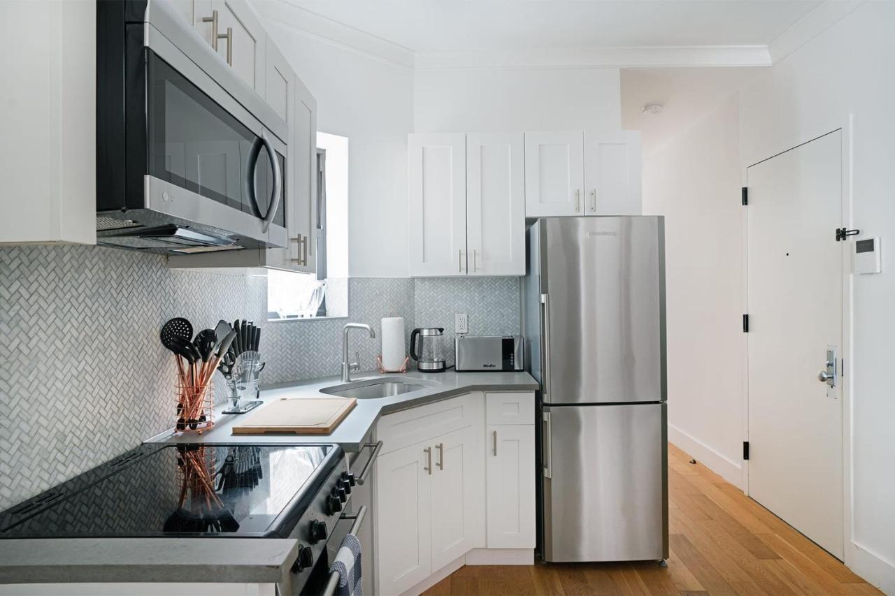 1290-7 New Renovated 2 Bedrooms In Ues Apartment *